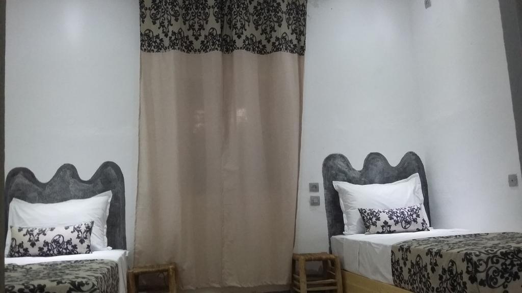 Hotel Familiale Les Grotte Ajt Bin Haddu Zewnętrze zdjęcie